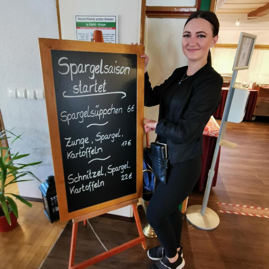 Wanderhotel Sonnebergbaude Waltersdorf  Bagian luar foto