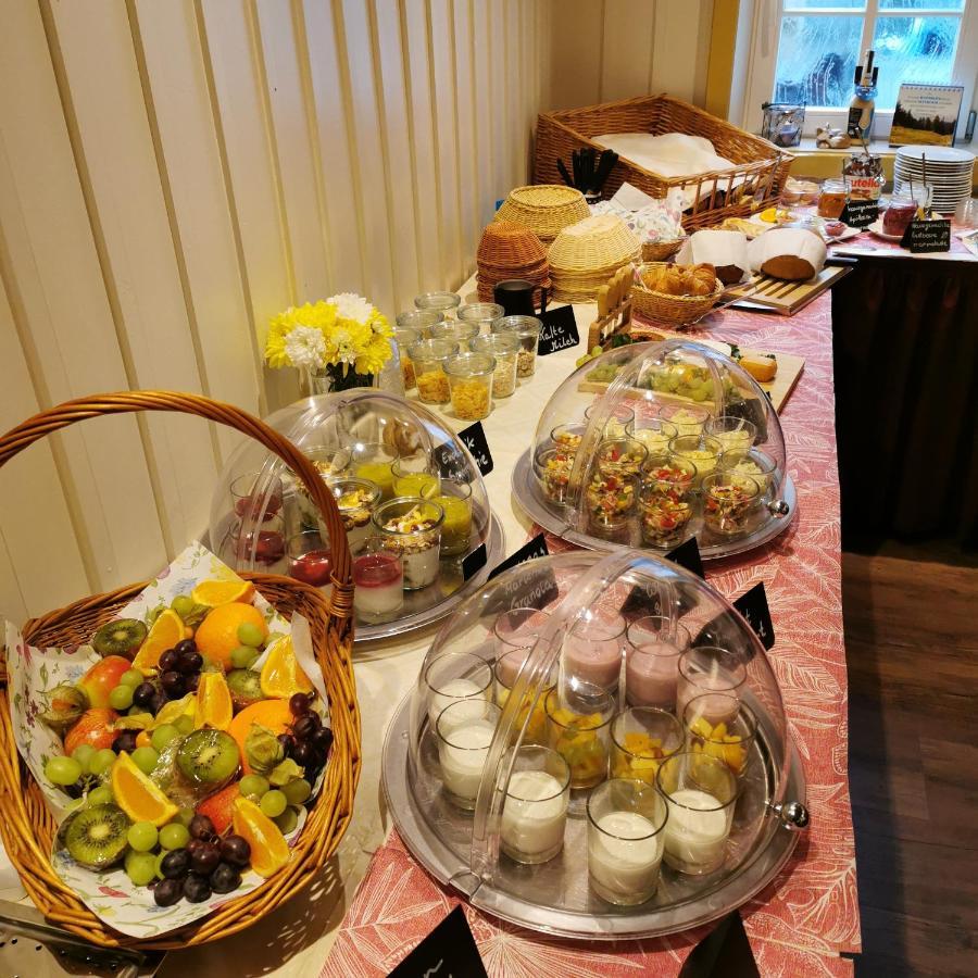 Wanderhotel Sonnebergbaude Waltersdorf  Bagian luar foto