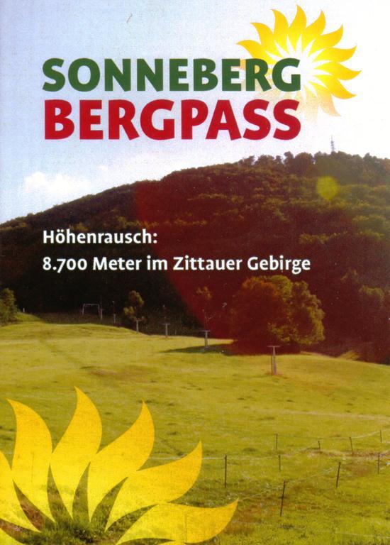 Wanderhotel Sonnebergbaude Waltersdorf  Bagian luar foto