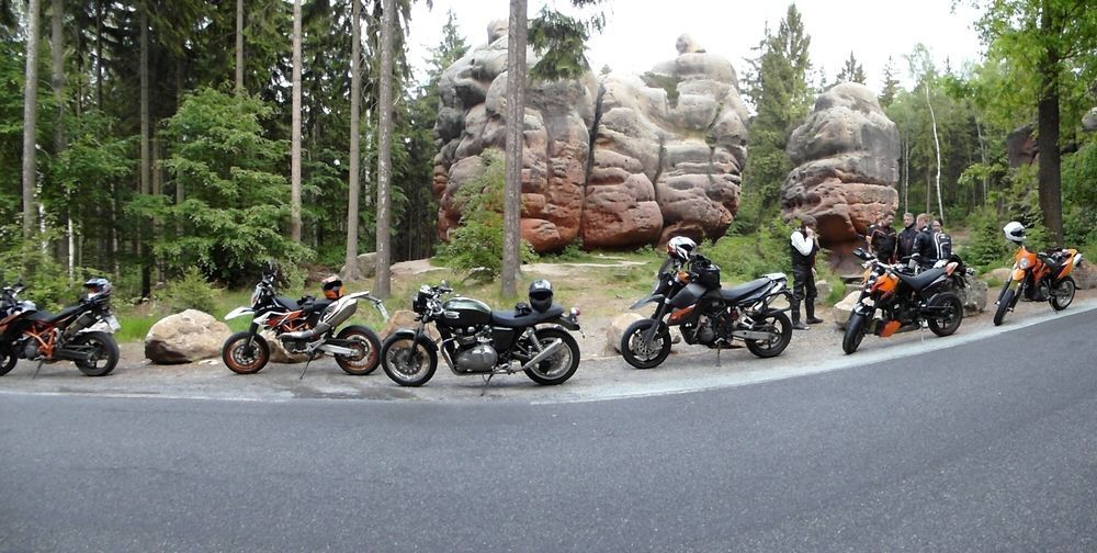 Wanderhotel Sonnebergbaude Waltersdorf  Bagian luar foto