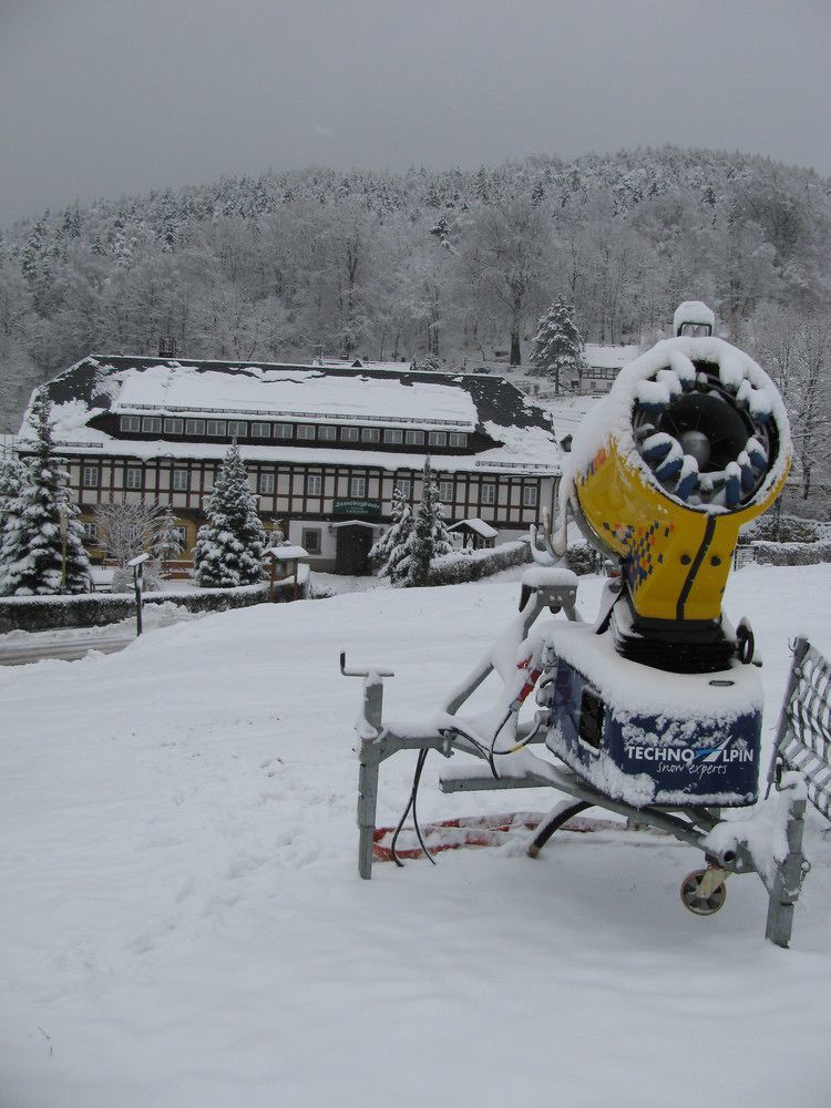 Wanderhotel Sonnebergbaude Waltersdorf  Bagian luar foto